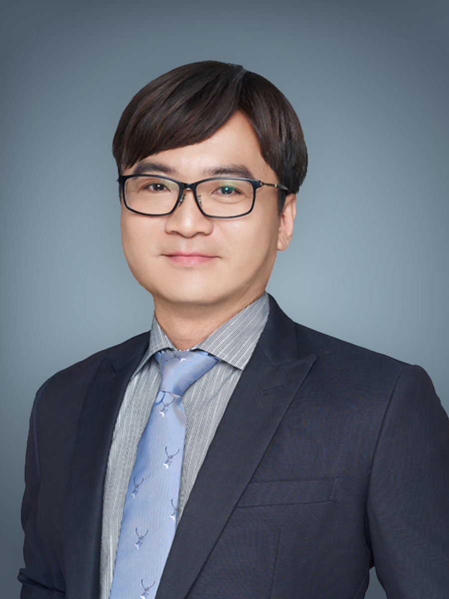 Max Chen_900x1200px_bluegray